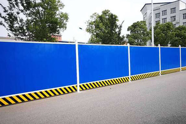 沈阳出租围挡厂家对围挡优点的剖析